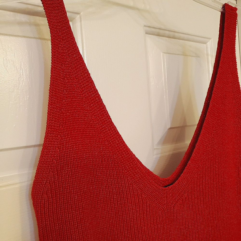 Brandy Melville NEW Knit Crop Top OS - Picture 4 of 4
